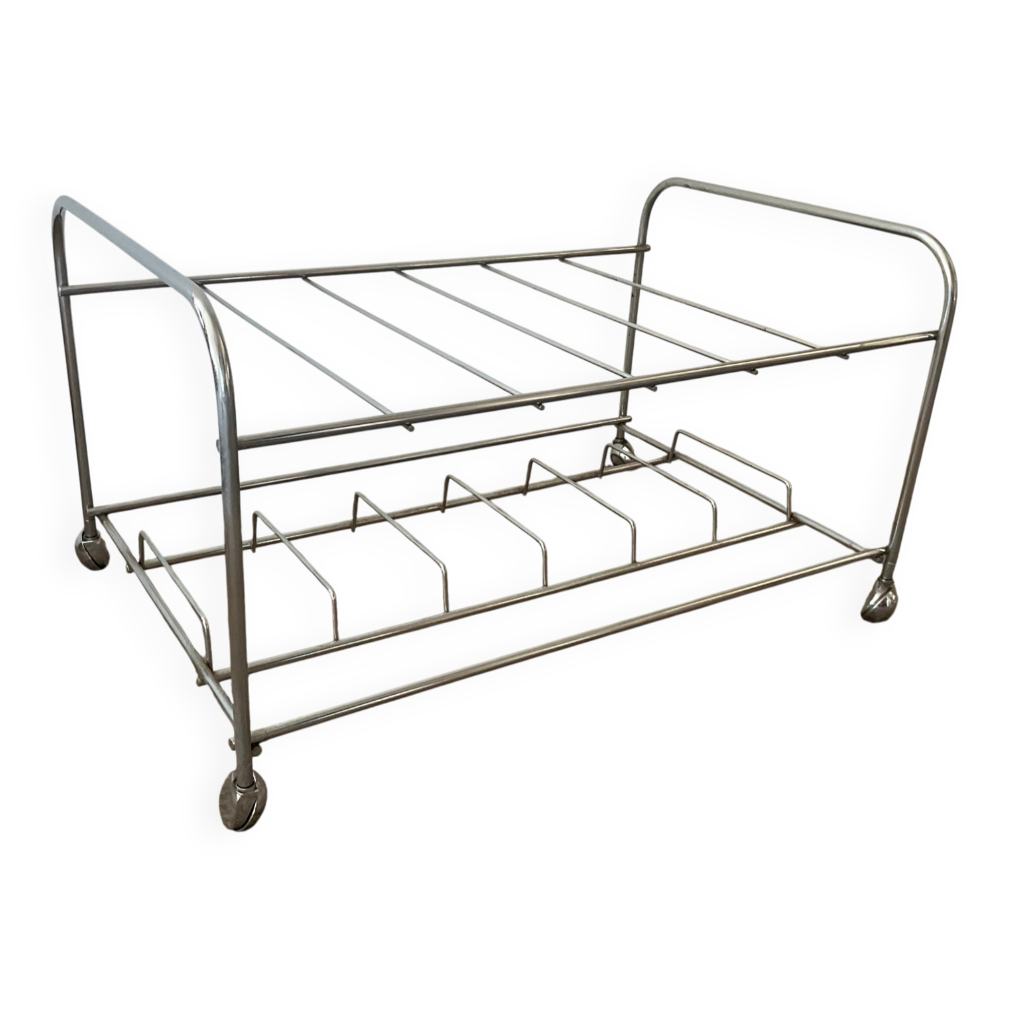Range vinyles des années 60 en inox