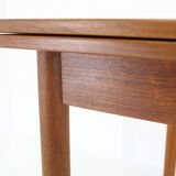 1960s Danish Teak Extendable Dinining Table