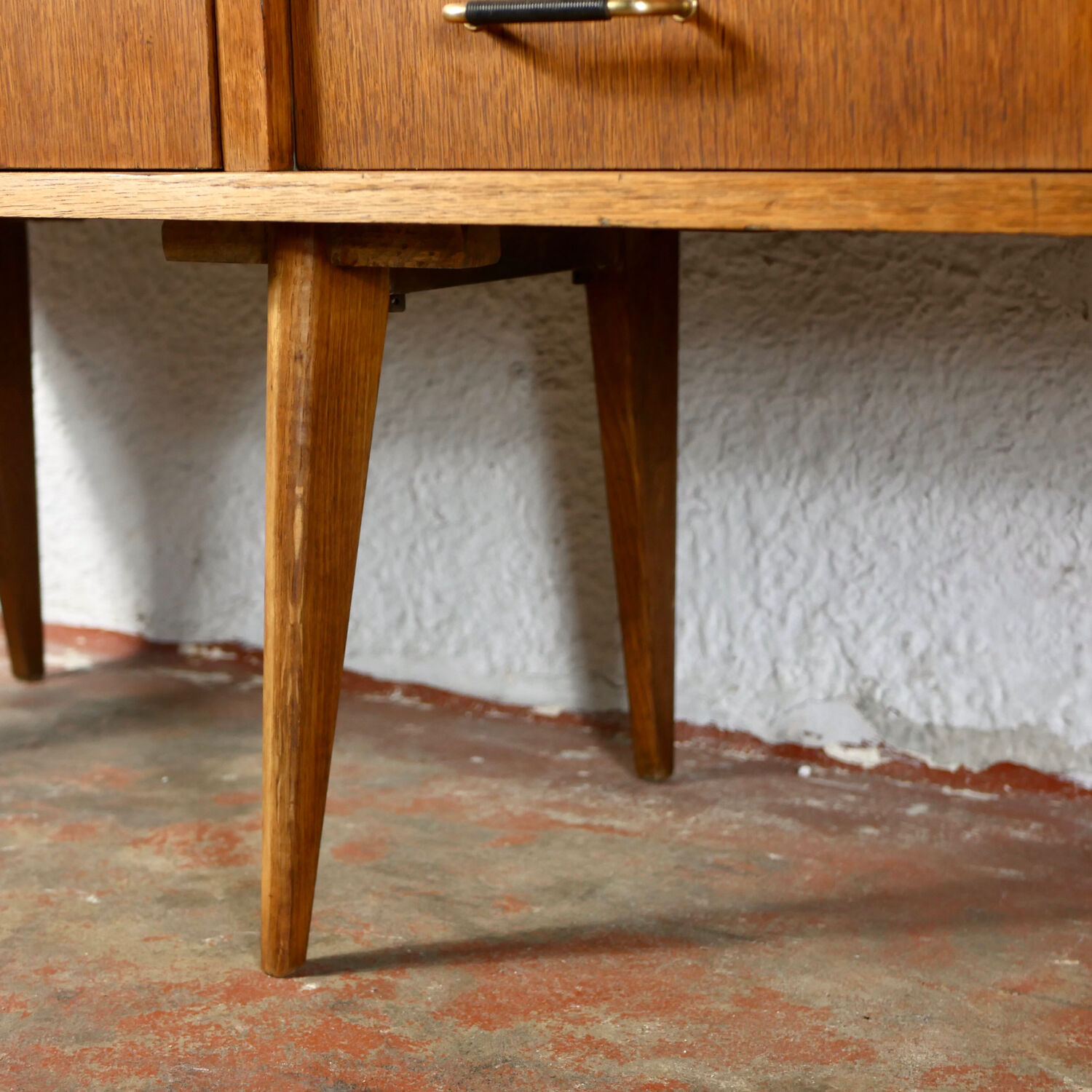 High row with feet compass SAM years 50-60