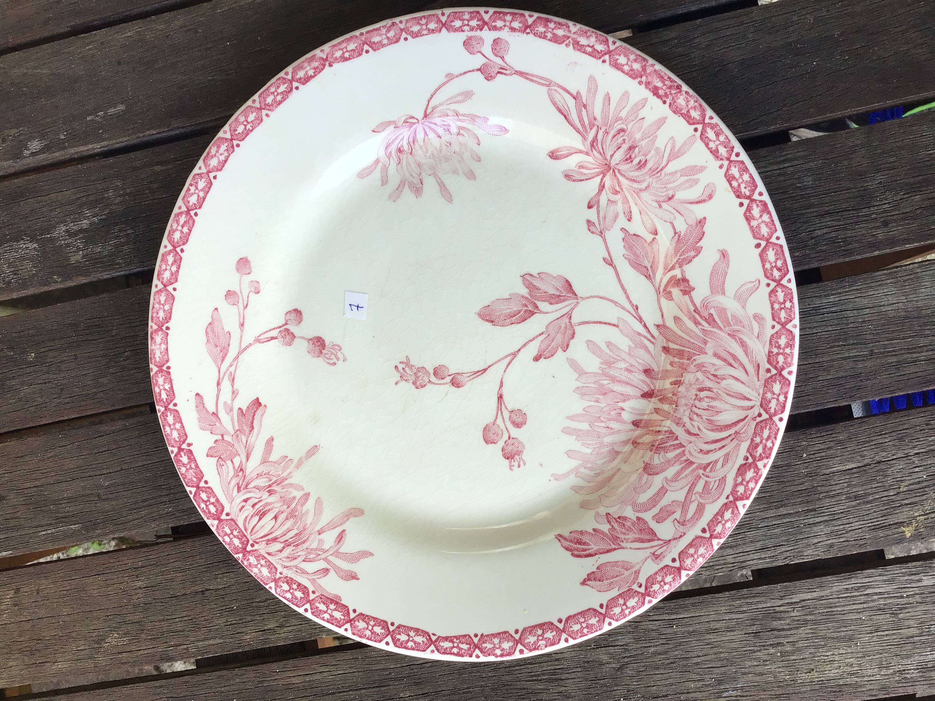 Assiettes à dessert « Turenne » de Creil et Montereau