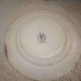 2 vintage Georgette dinner plates.
