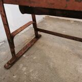 Theatre bench, folding seats