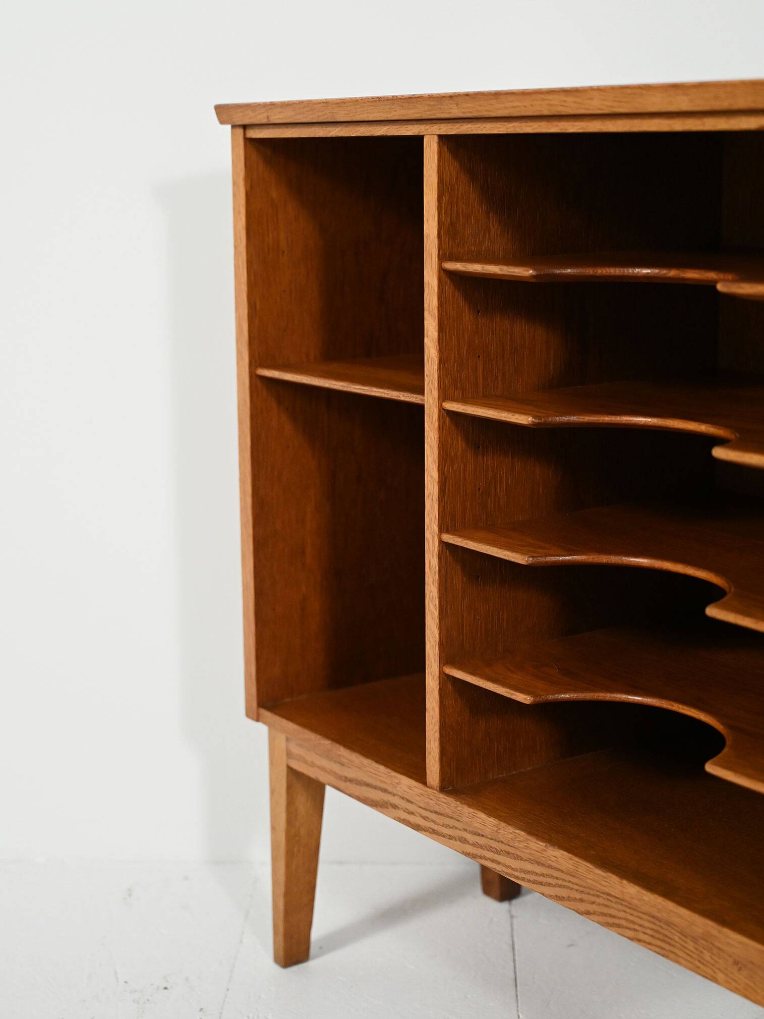 Åvidabergs oak magazine cabinet, 1950s