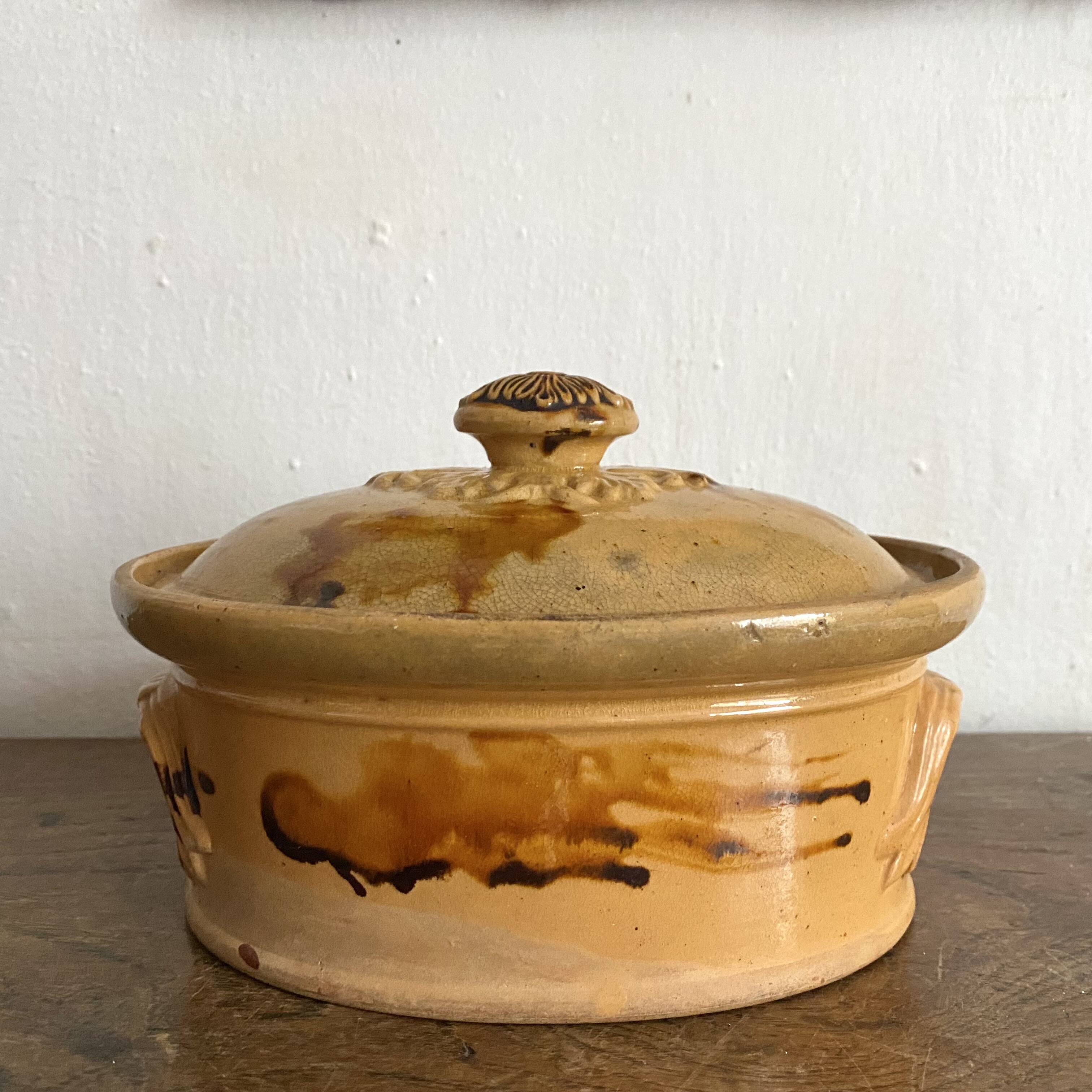 Old terracotta terrine Miele