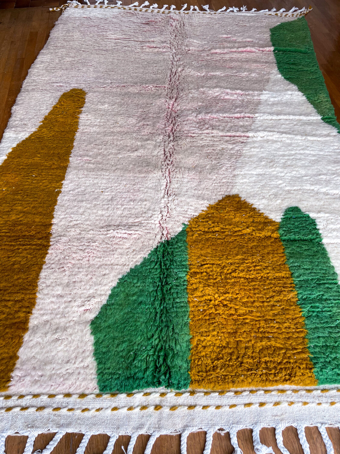 Moroccan berber carpet 155x245cm