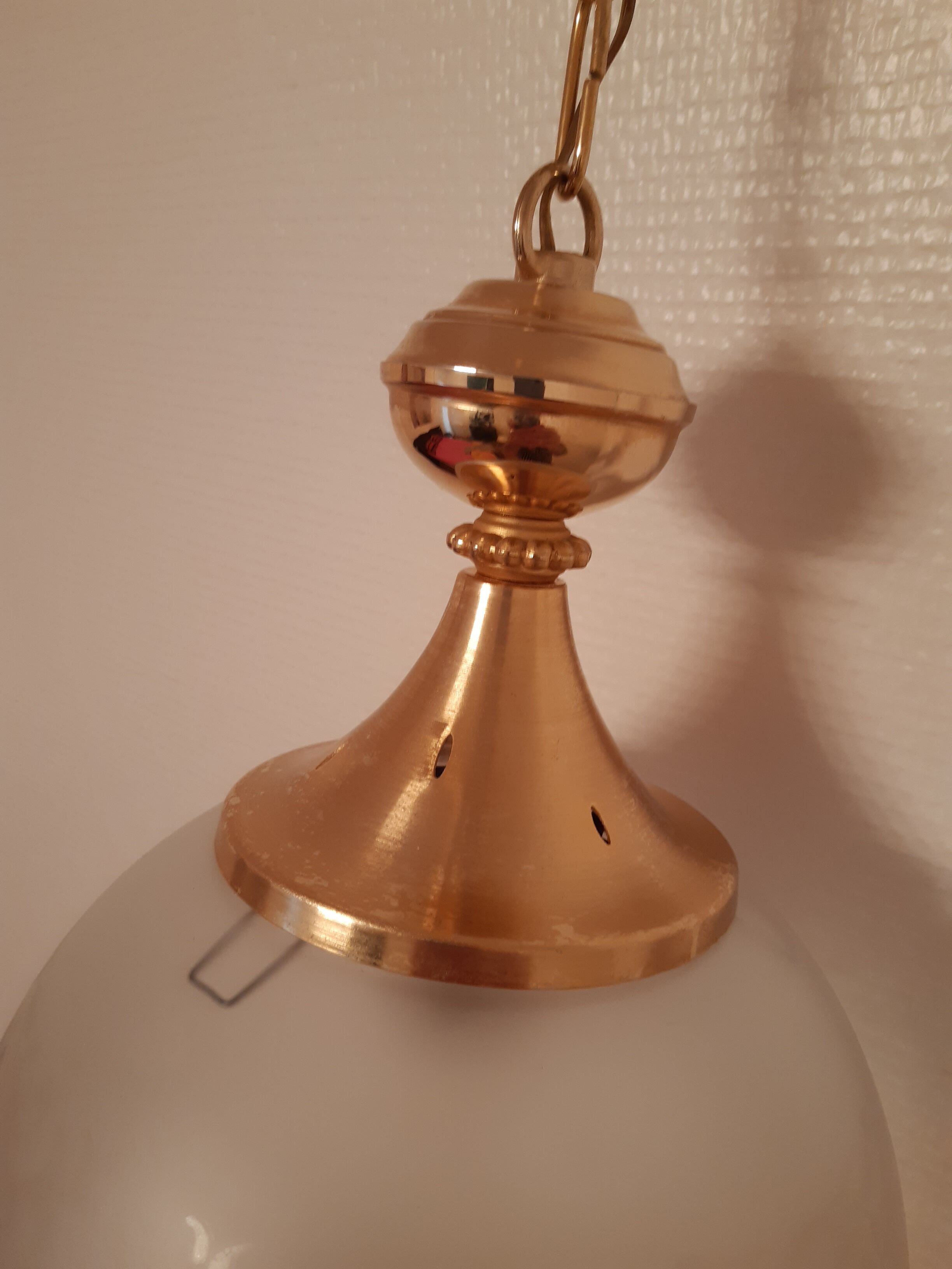 1900-style glass and brass suspension
