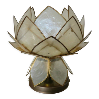 Wall lamp "flower" in mother-of-pearl and brass 60s 70s