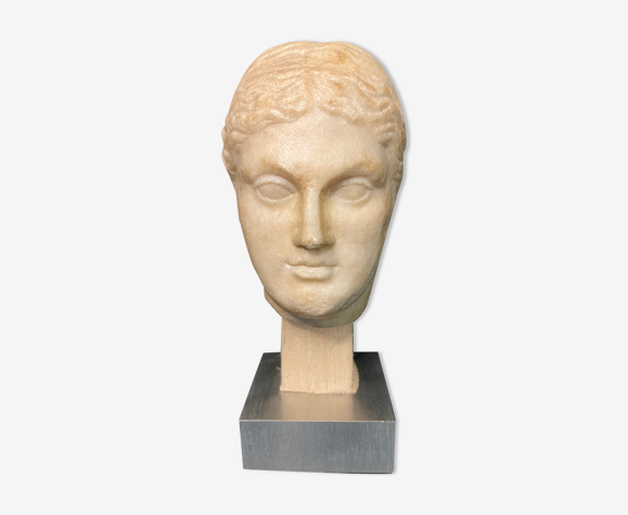 Antiquité tête féminine en marbre époque romaine IIème siècle