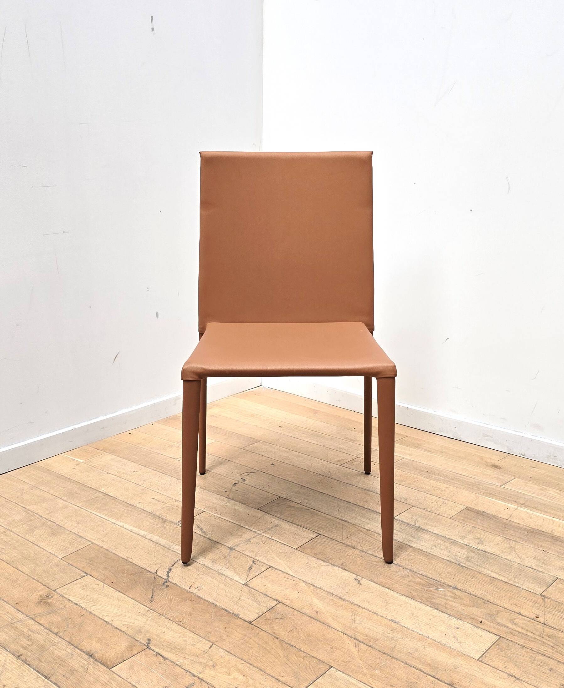Chaise Norma, Arper