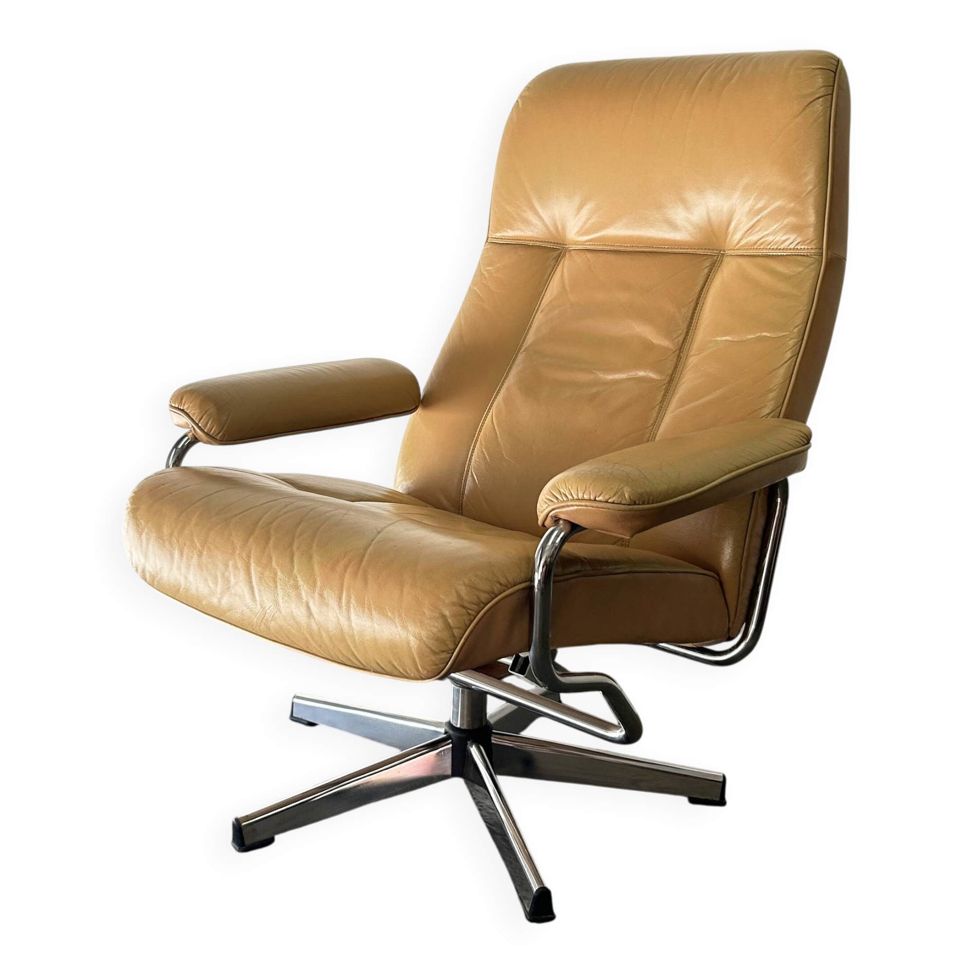 Mid-Century Scandinavian Leather Reclining Lounge Chair Chrome frame 1960s-