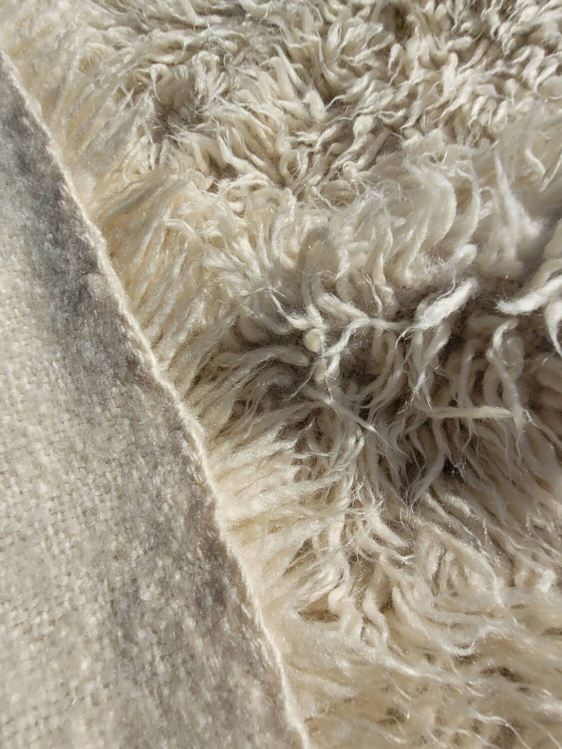 Vintage wool shaggy rug 230x180cm