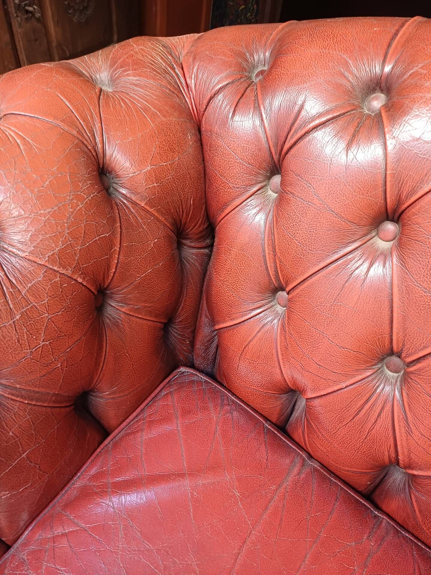 Authentic Vintage Chesterfield Armchair in Burgundy Leather