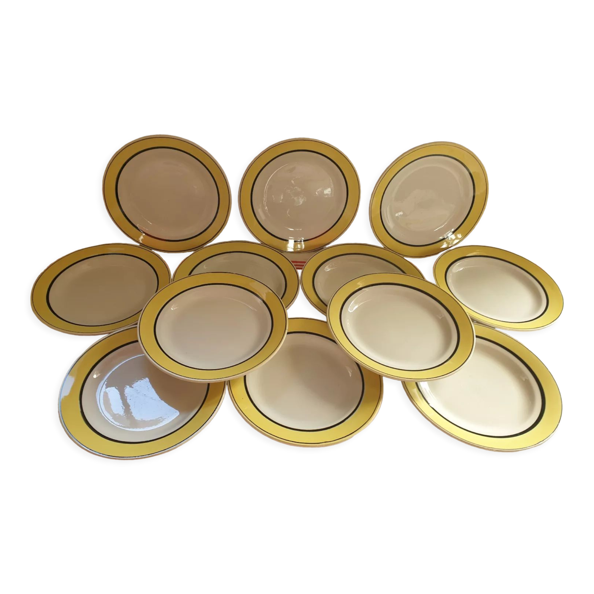 Suite of 11 dessert plates K G Lunéville