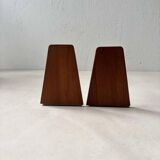 Kai Kristiansen bookends Feldballes Møbelfabrik in teak.