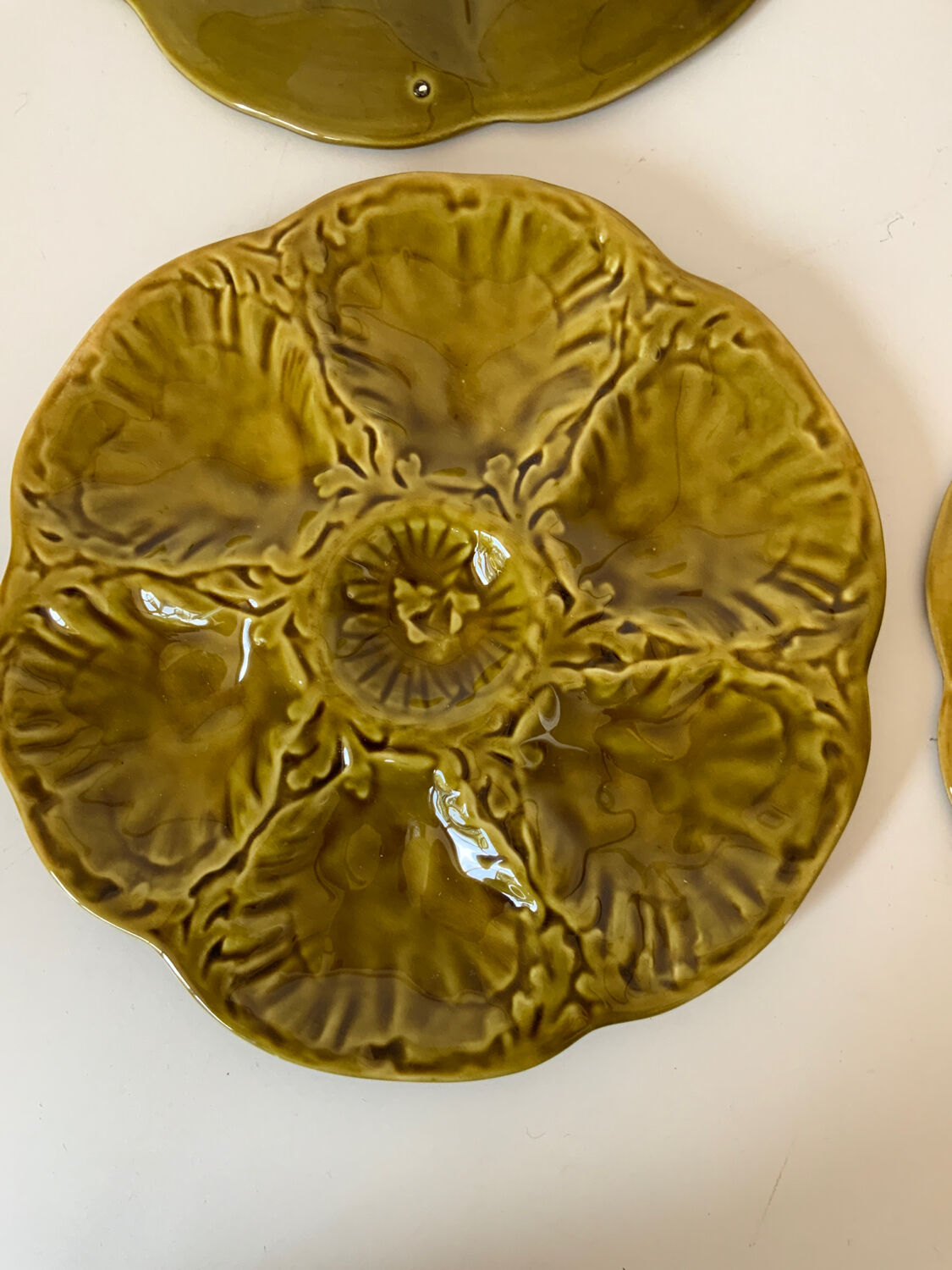 Oyster plates
