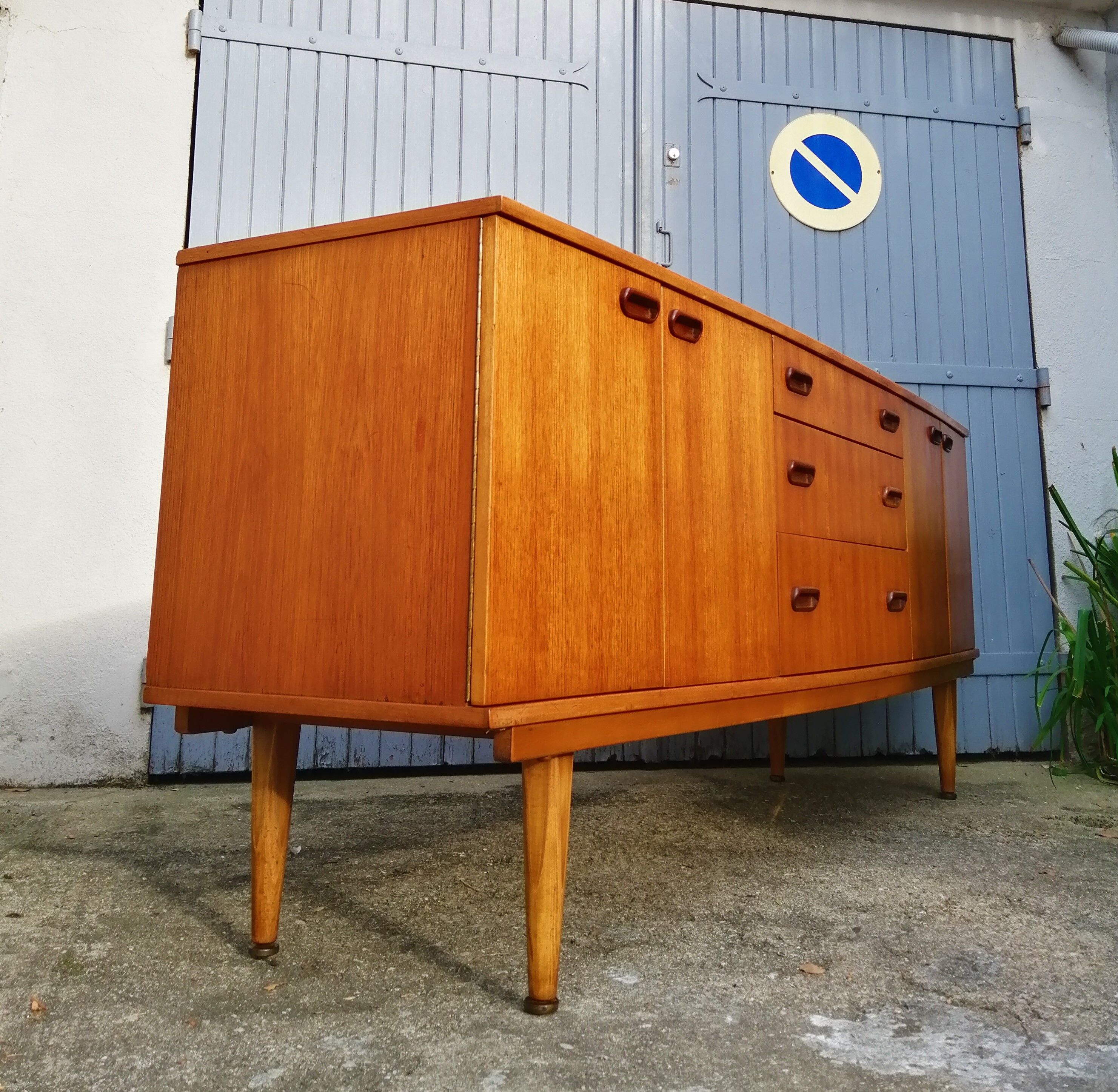 Enfilade en teck des années 60