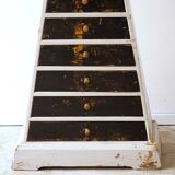 Modernist drawer chest of drawers