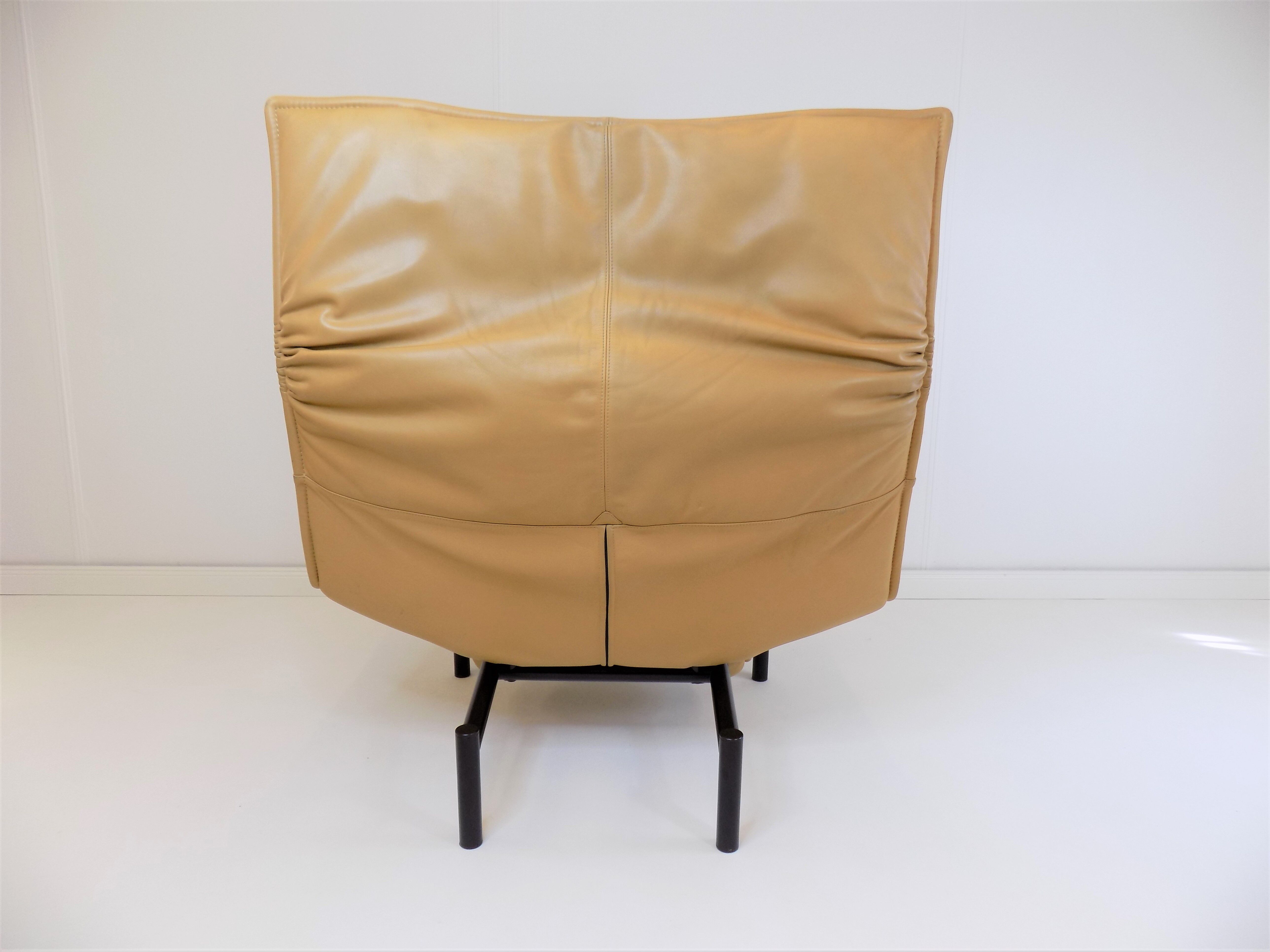 Cassina Veranda leather armchair by Vico Magistretti