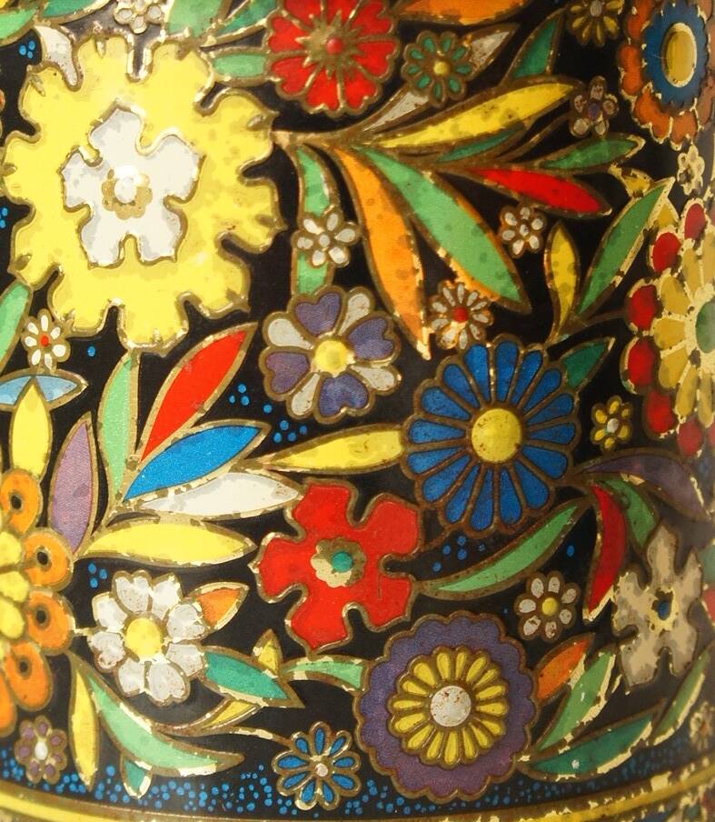 Dutch embossed metal cookie tin