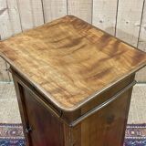 Table de nuit en bois fruitier fin XIXème