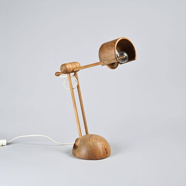 Lampe de bureau en bois tourné, travail suisse, vers 1970