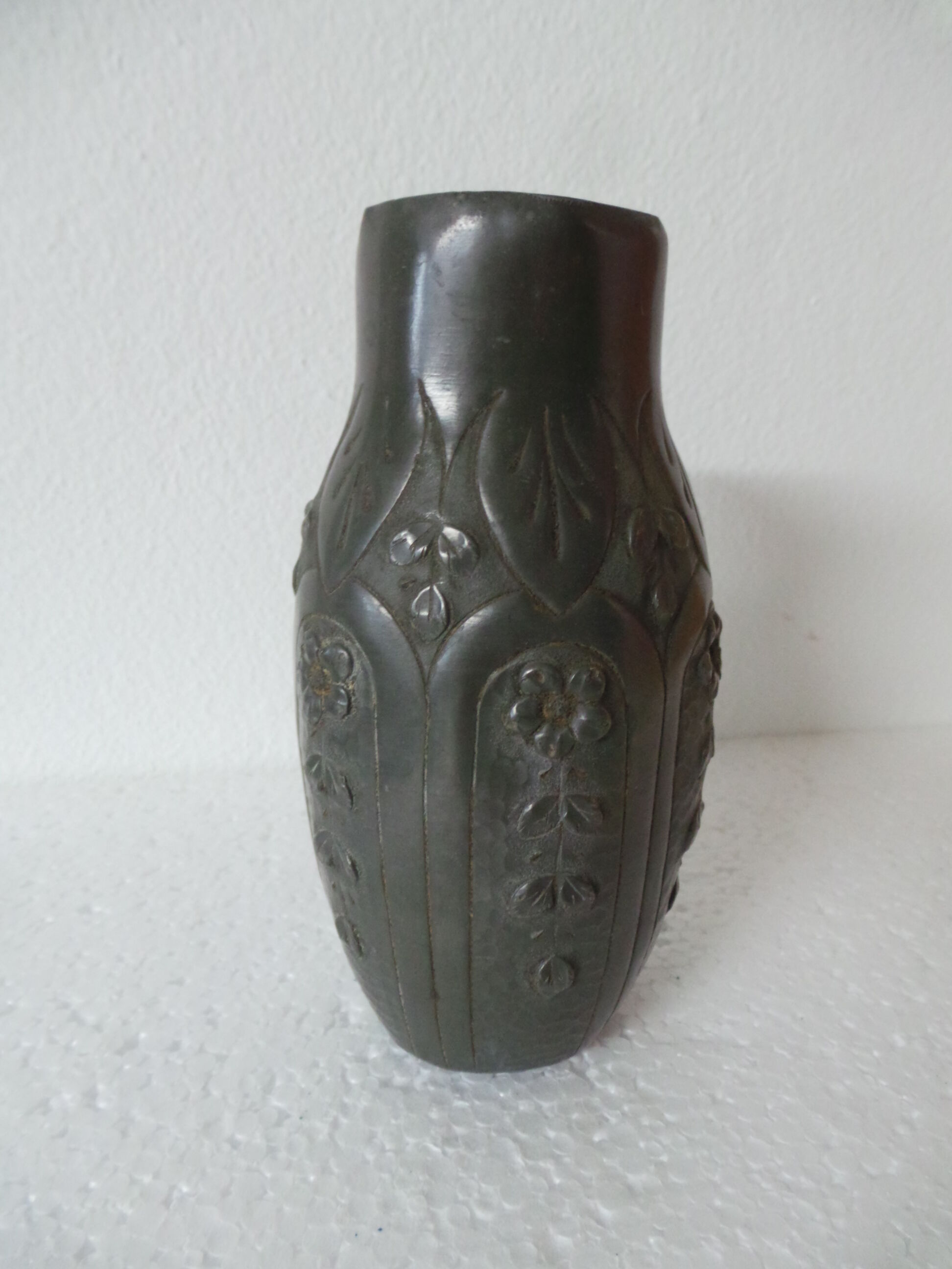 Vase in etain decor floral the french etain
