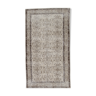 Turkish Vintage Rug, Handknotted Wool Rug, 210x118