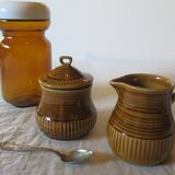 sugar bowl and milk jug in very good condition