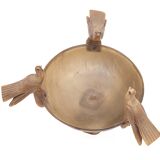Petite coupe en corne sculptée