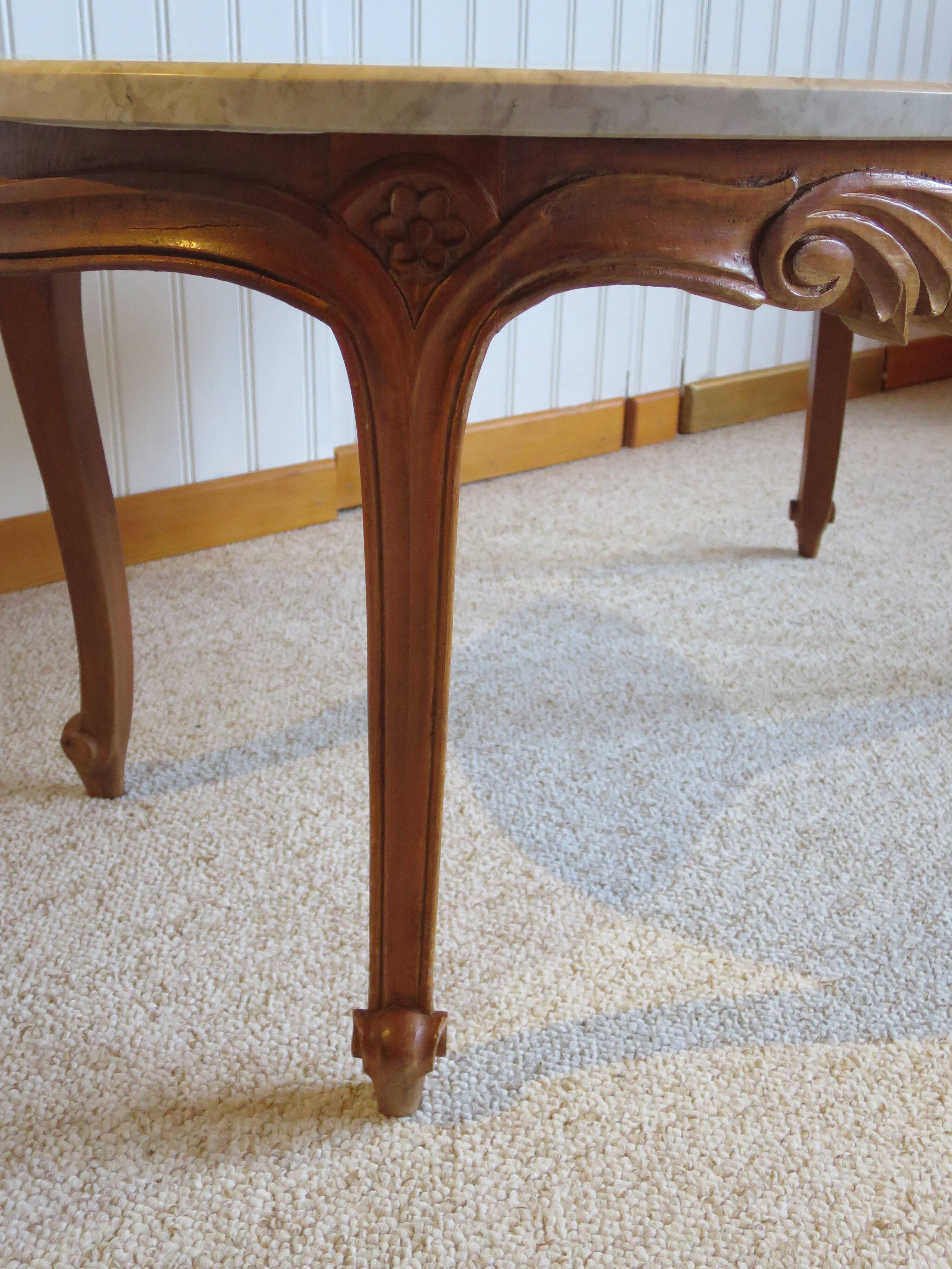 Oval coffee table - carved wood - white veined marble - Regency / Louis XV style