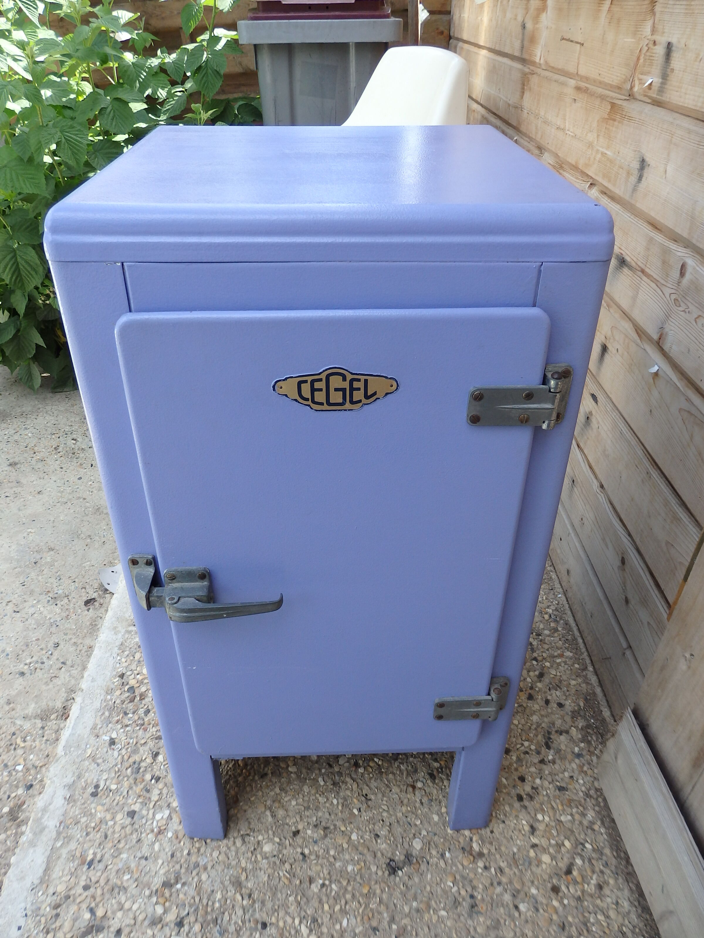 Old cegel fridge cooler