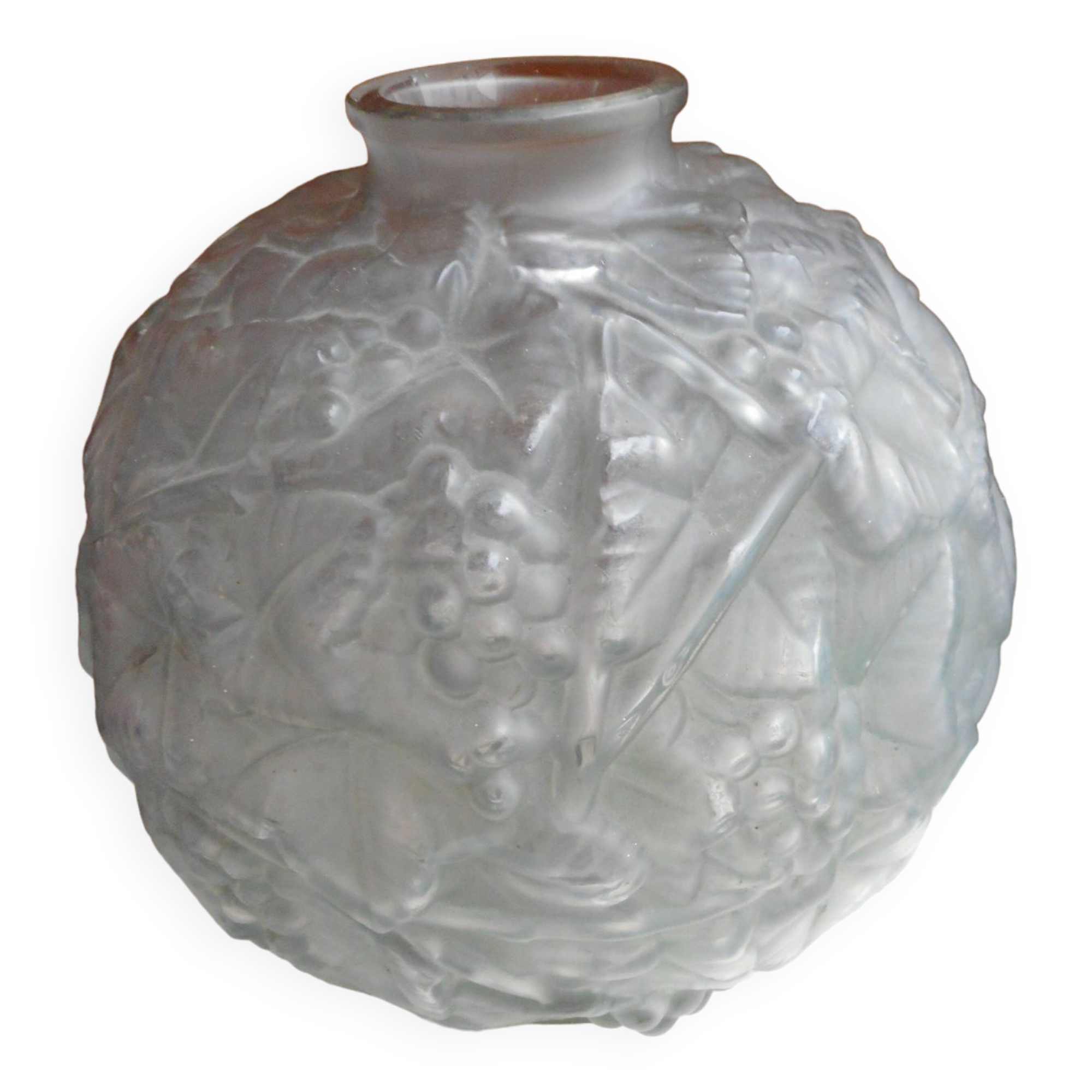 Vase boule en verre moulé art déco