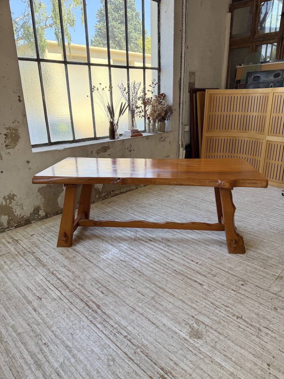 Aranjou farmhouse table in blond elm, 1950s