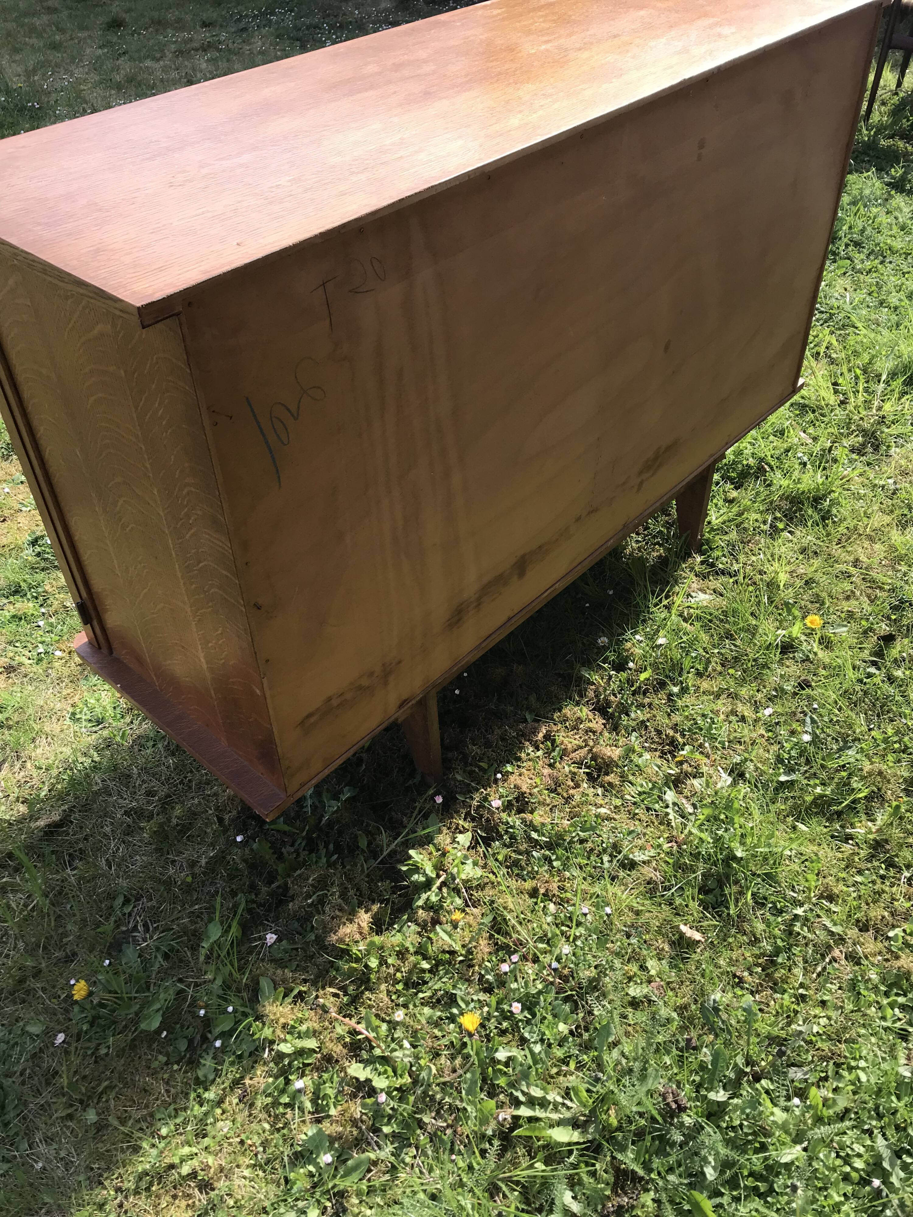 Vintage buffet