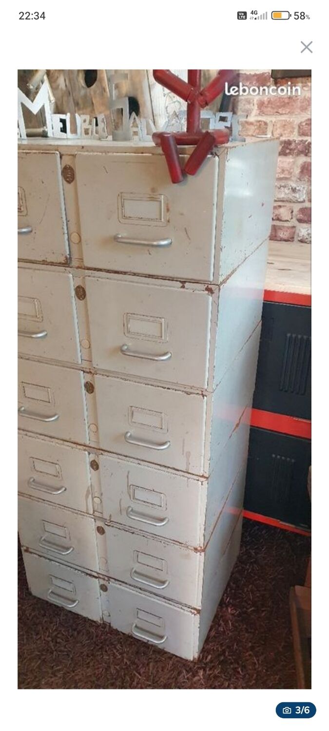 VAL-REX series of metal cabinets