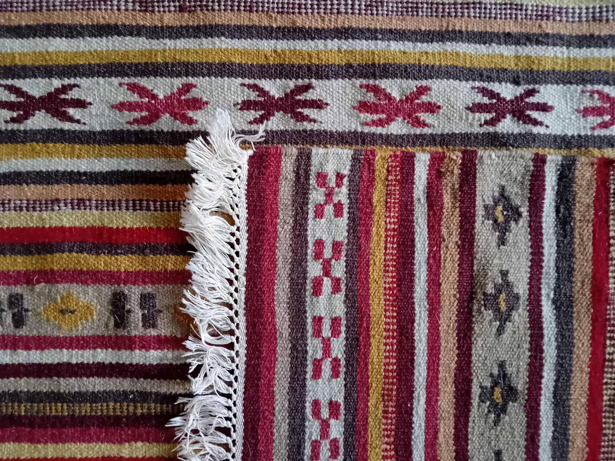 Handmade Indian Kilim 200x142cm
