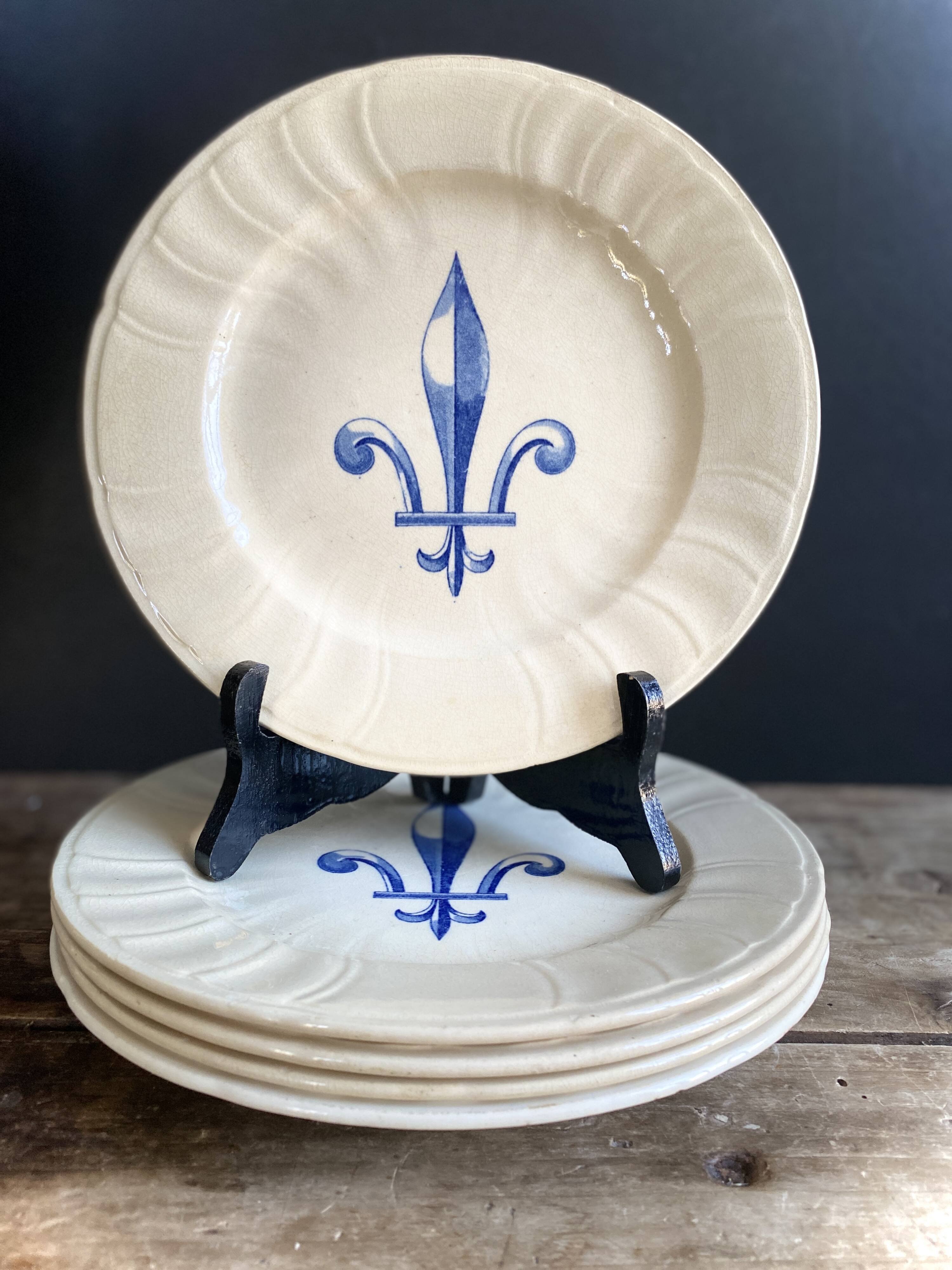 Set of 5 antique Gien plates – Fleur de Lys pattern – Ironstone