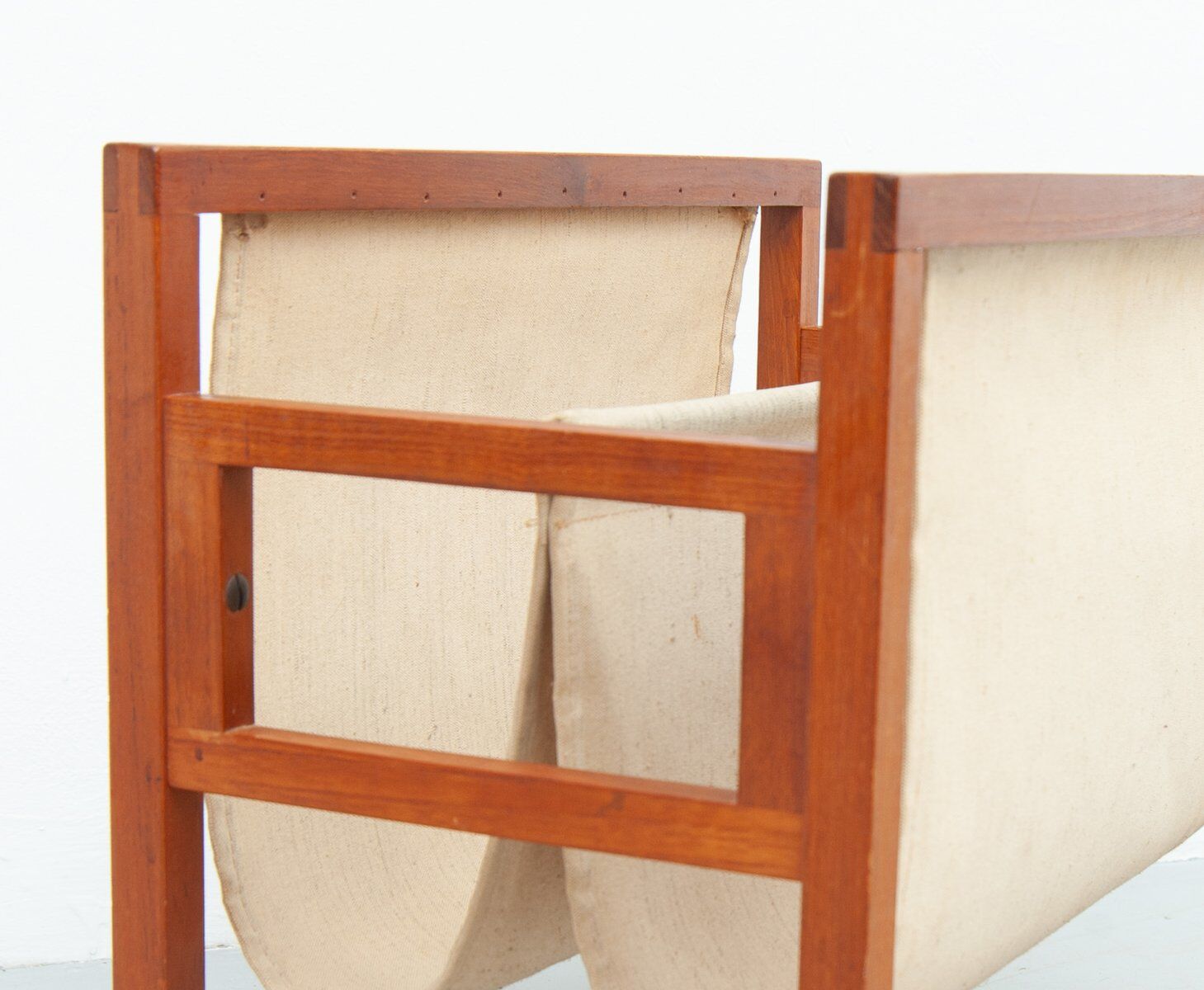 Teak & linen magazine rack by Henning Wind-Hansen for Sika Møbler, 1960s