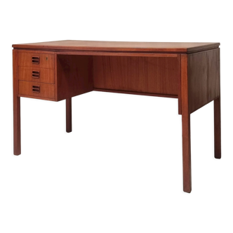 Scandinavian desk in teak 1960