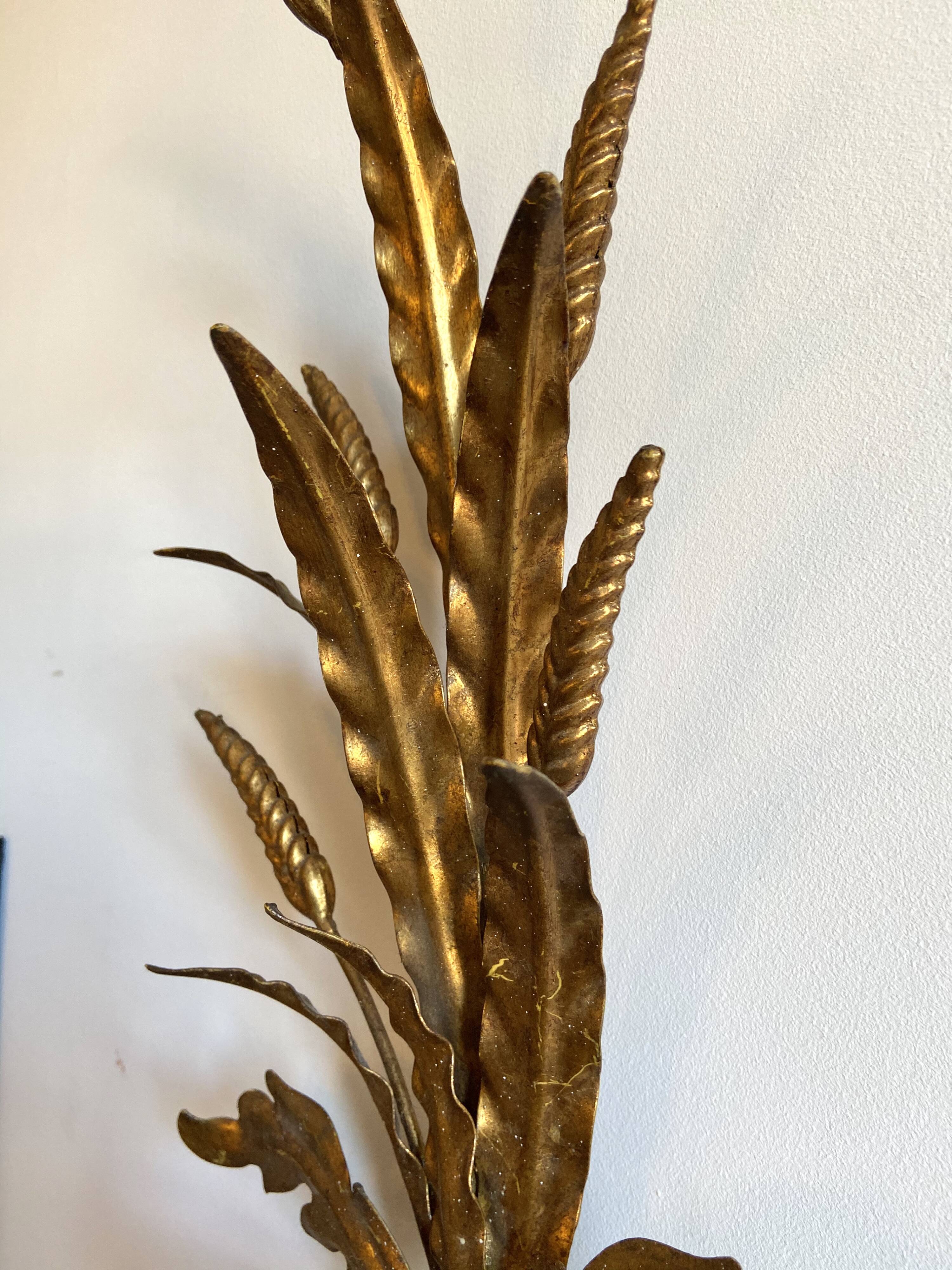 Golden metal wheat ear applicator, 1950s
