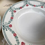 Moulin des Loups soup plates with garlands