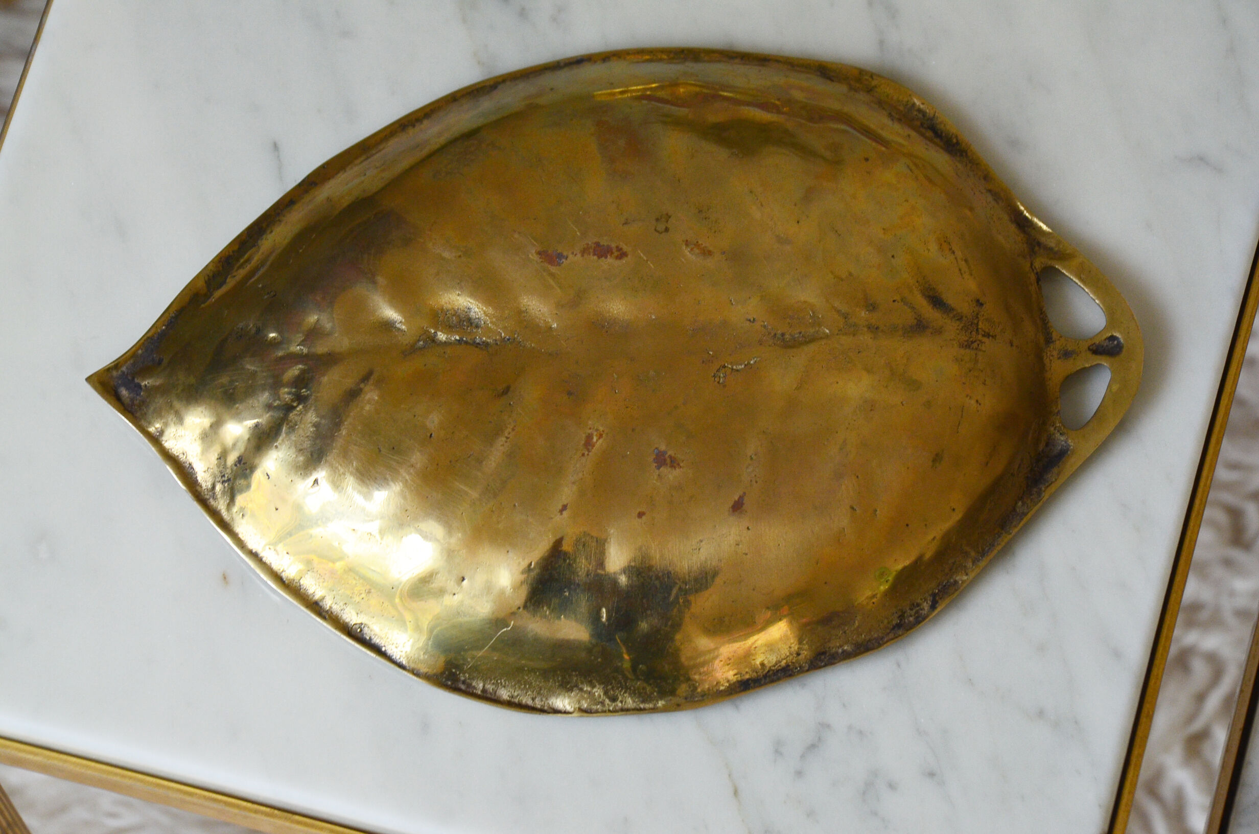 Vide-poche feuille en bronze années 60