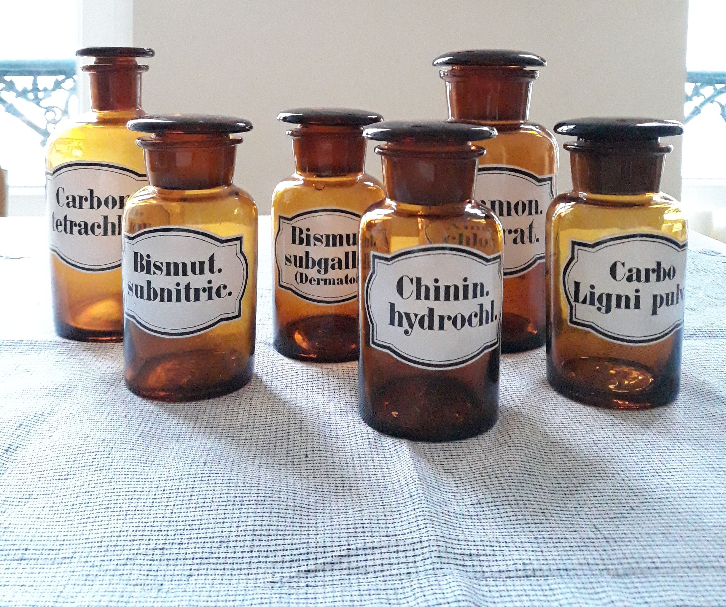 Pots d'apothicaire/ flacons pharmacie