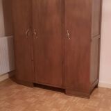 Armoire vintage