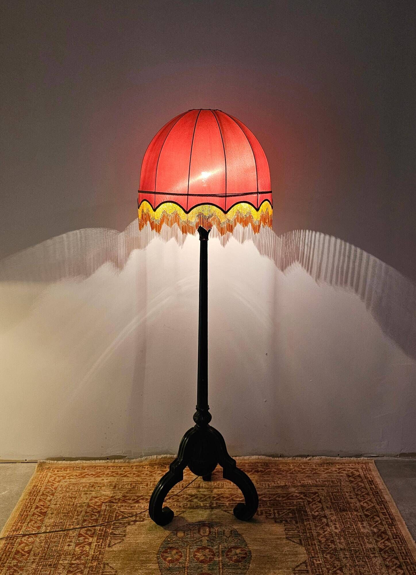 Antique floor lamp in carved oak, Austria late 1890s.