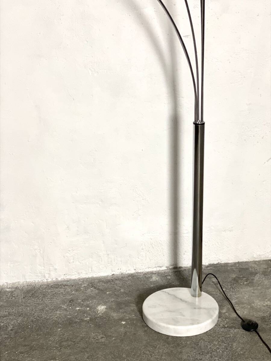 Space Age 5-arm floor lamp in chrome and marble, 1970-80