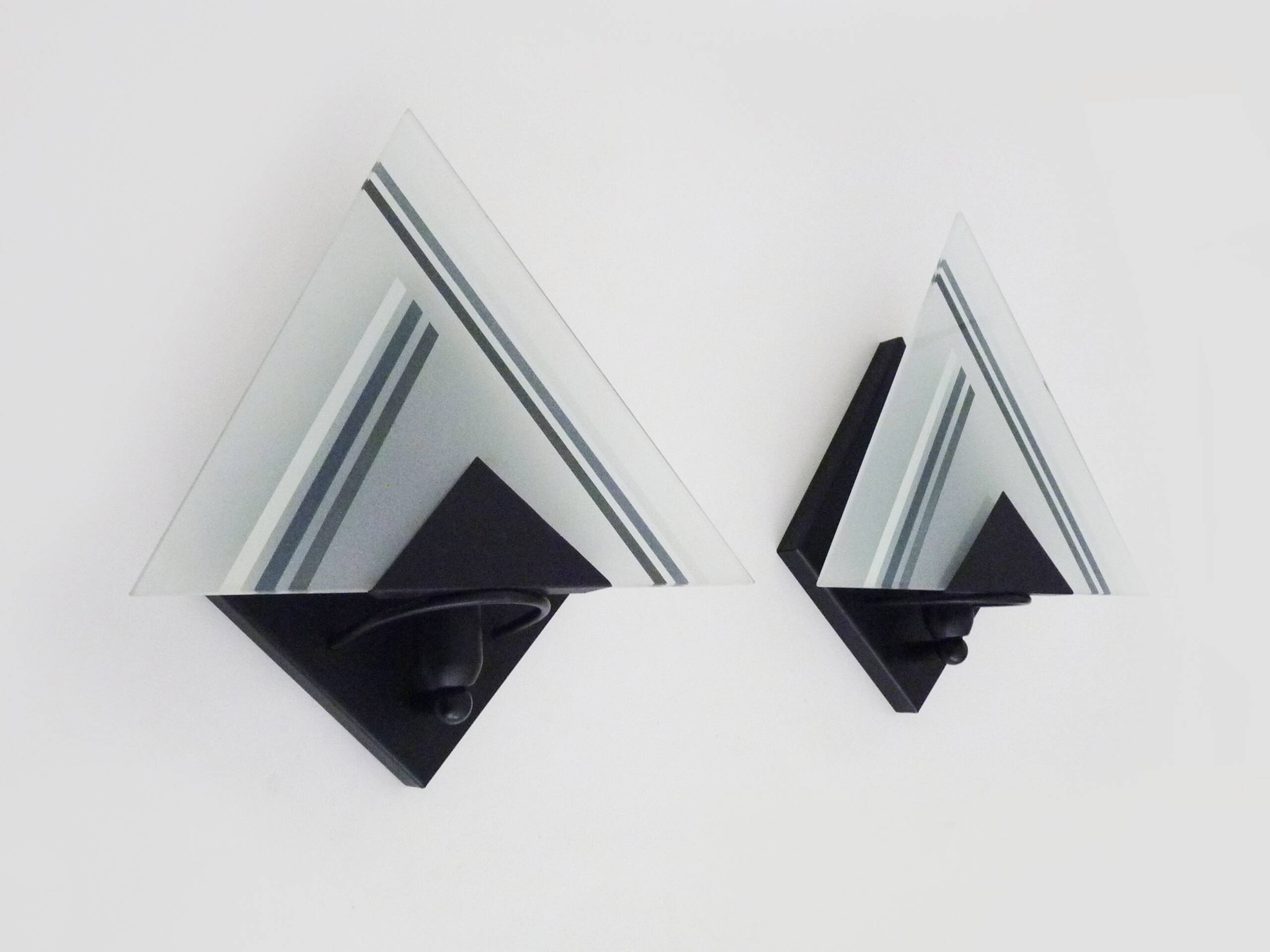 Pair of vintage Italian design metal wall lights from the 80s