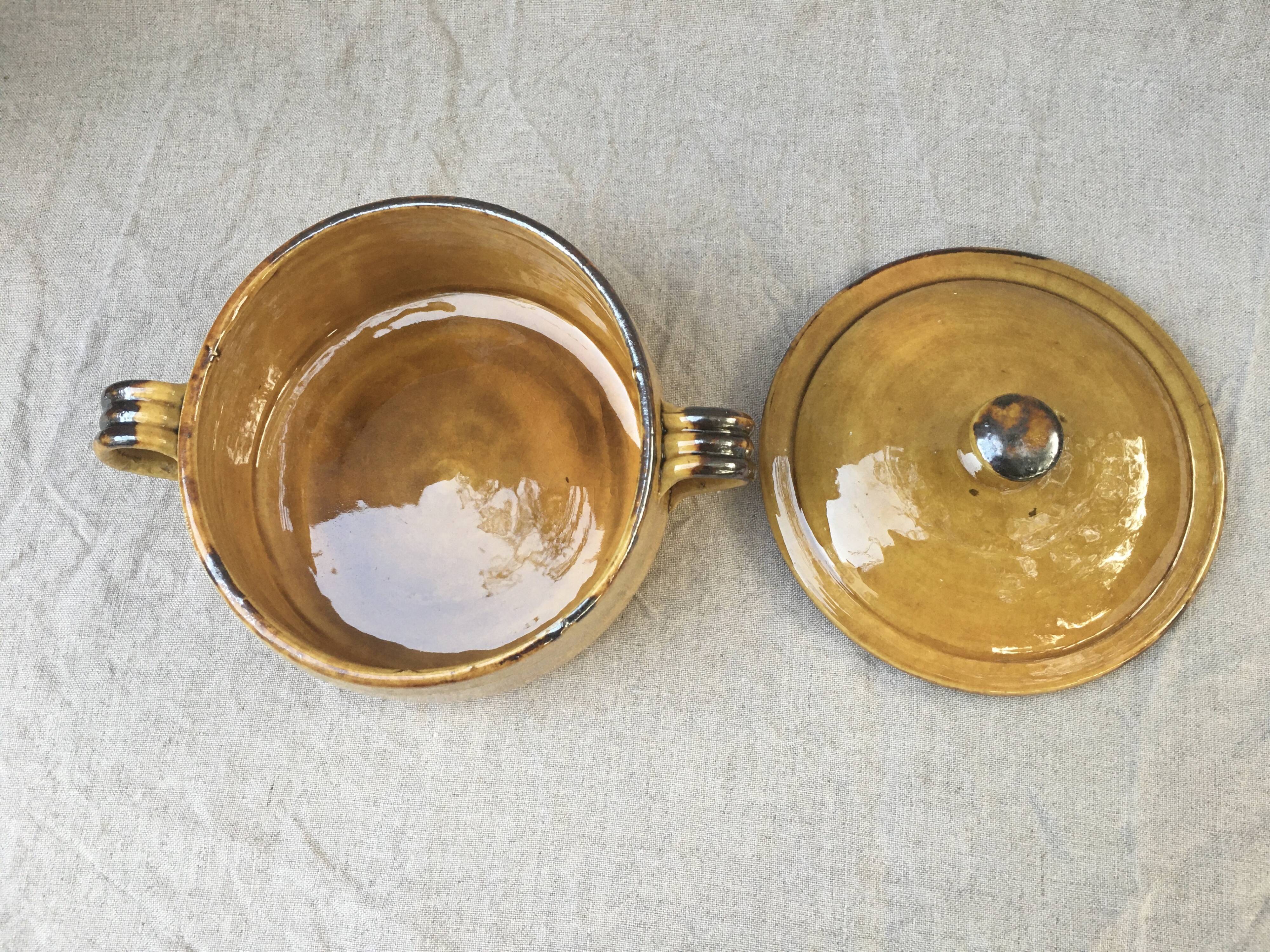 Vallauris Aegitna Saltalamacchia lidded handle pot