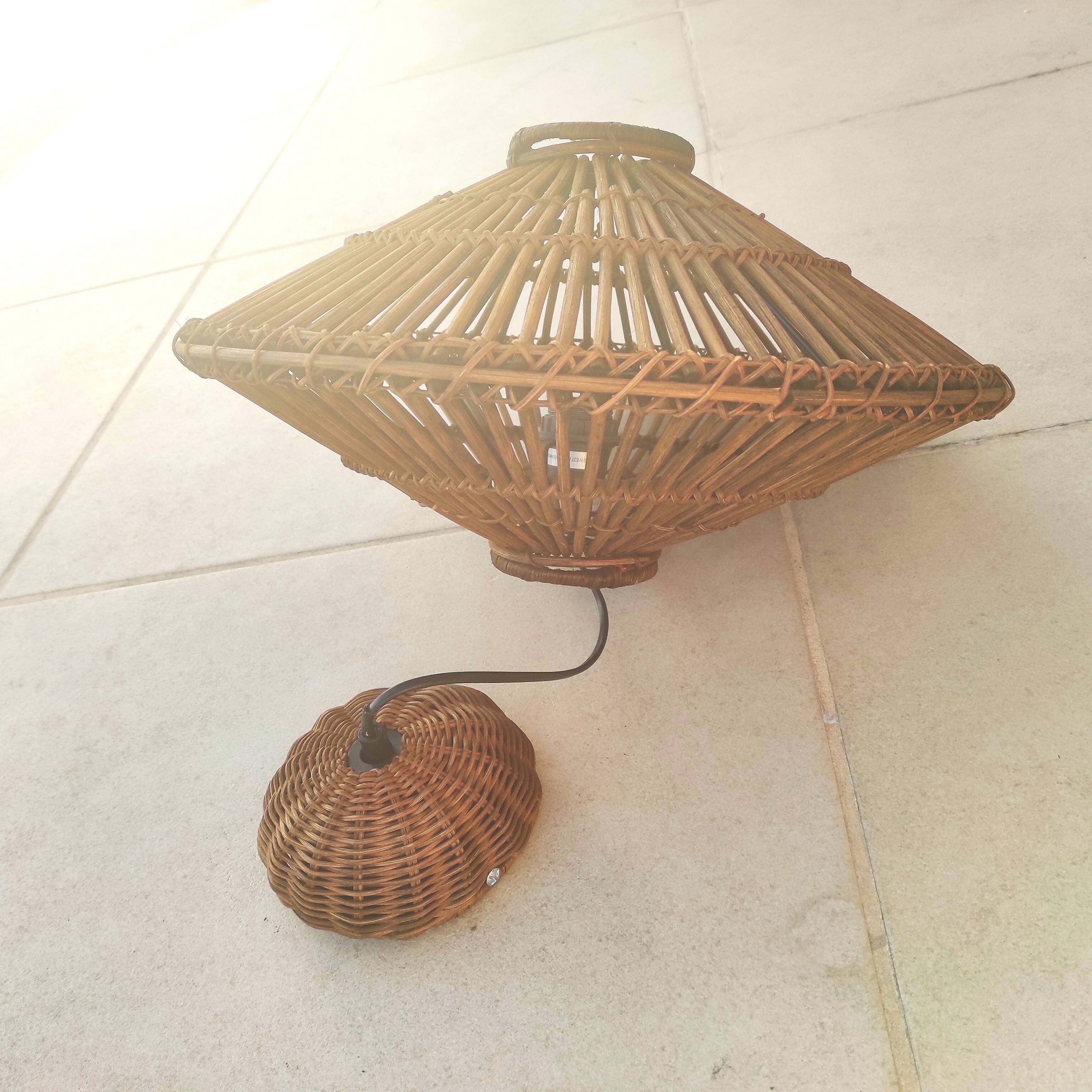 Vintage rattan pendant light with a diameter of 45cm