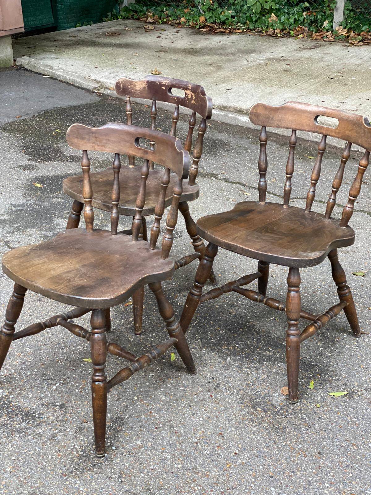 3 18th century western chairs in curved solid wood
